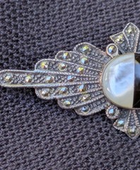 Vintage 925 Sterling Silver Marcasite Black & White Brooch Pin MOP Stone F3