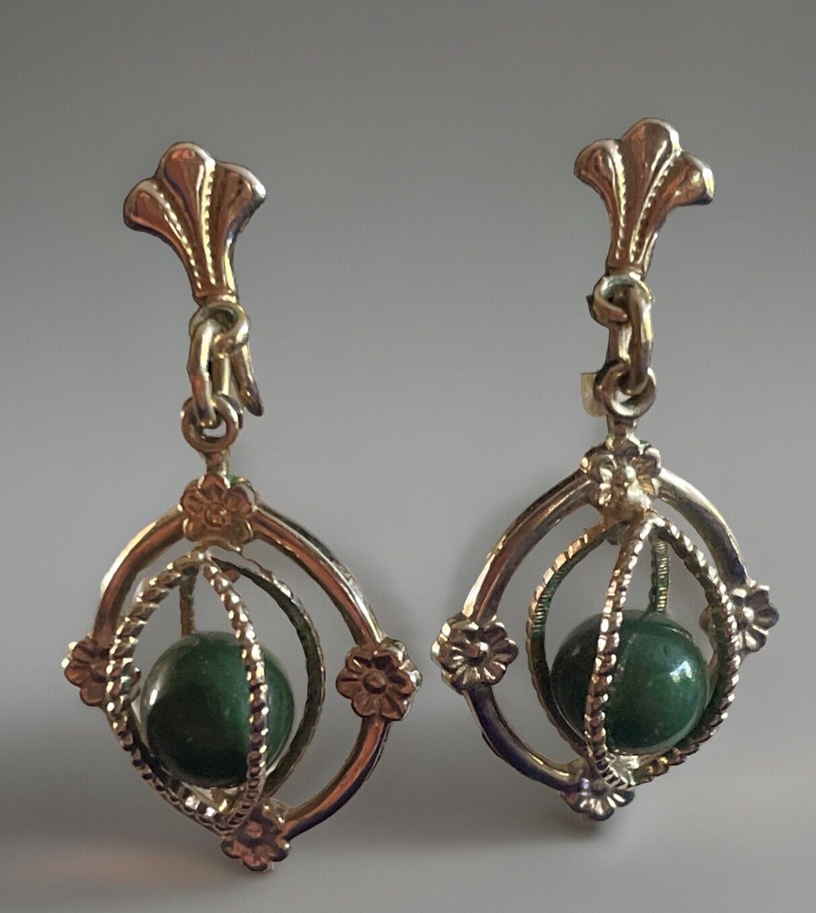AMCO 14KT Gold Overlay Green Nephrite In A Cage Dangle Screw Back Earrings Bx15