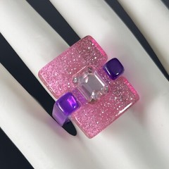Modernist Lucite Ring Pink Purple Glitter Rhinestone Sz 7.75 Chunky Post Modern