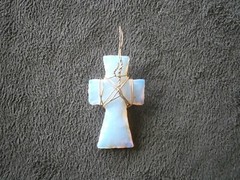 Opalite Milky White Vintage Goldtone Wire Wrapped Cross Pendant 2.4g