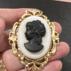 Vintage Cameo Brooch 2.25 In