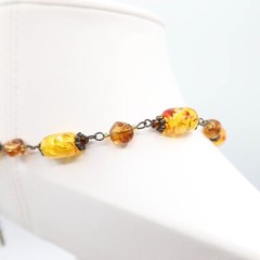 Faux Amber Bead & Antiqued Brass Choker Fashion Necklace 19″ Unsigned