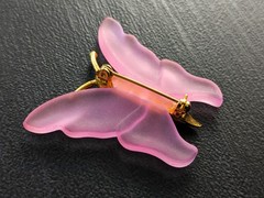 Vintage Large Butterfly Brooch Pink Acrylic Gold Tone Pin Gift 1.5″ x .58″