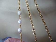 26” LONG 3 STRANDS GOLD TONE CHAINS W FAUX PEARLS NECKLACE #16/7