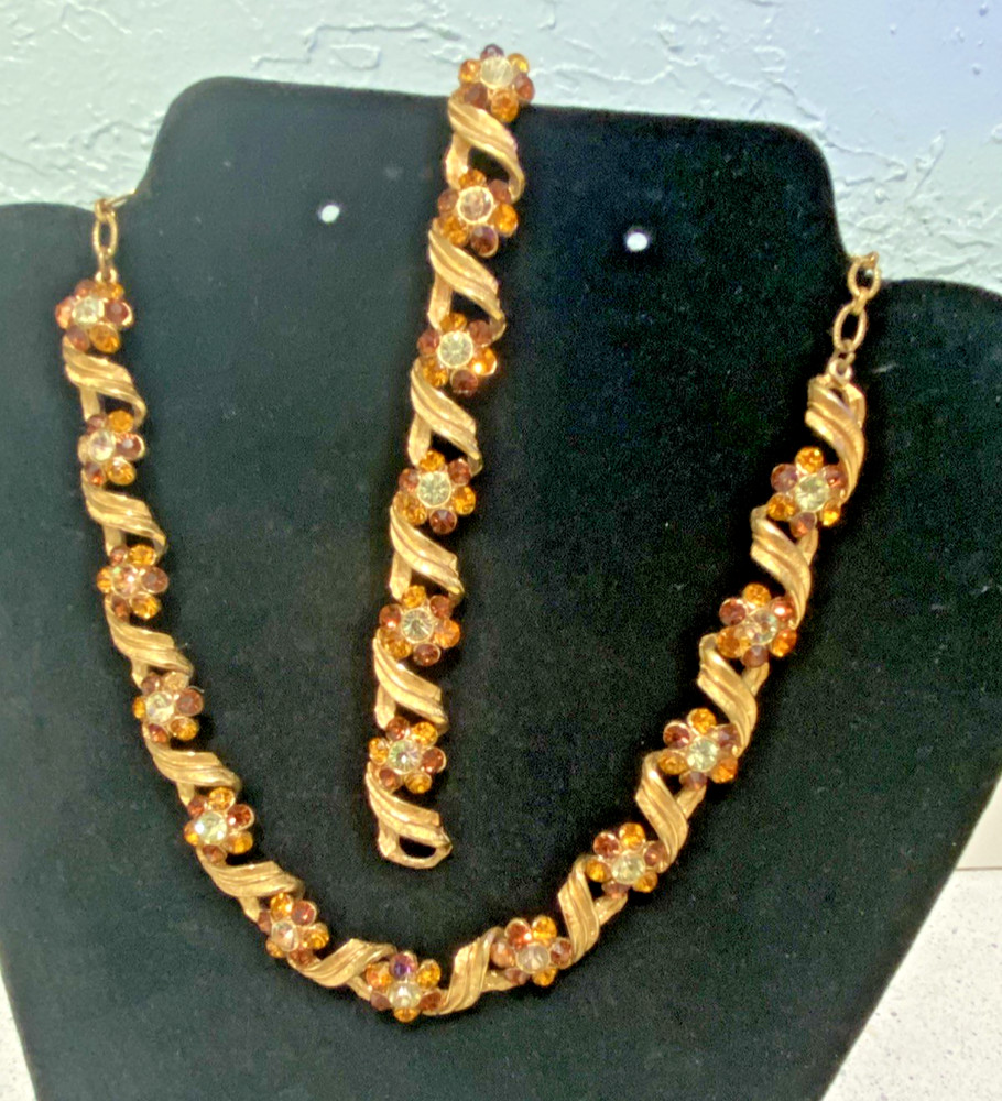 Vintage Signed Karu Yellow & Brown RS Gold Tone Etched Link Necklace & Bracelet