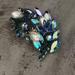 Vintage Blue Green Gold Tone Leaf Crystal Spray Navette Pearl Peacock AB Brooch