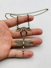 Vintage Style Antiqued Bronze Tone Art Nouveau Dragonfly Elegant 18 in Necklace