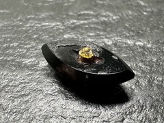 VINTAGE .5″ BLACK ONYX MARQUISE WITH 14K FLOWER & DIAMOND INSERT N328