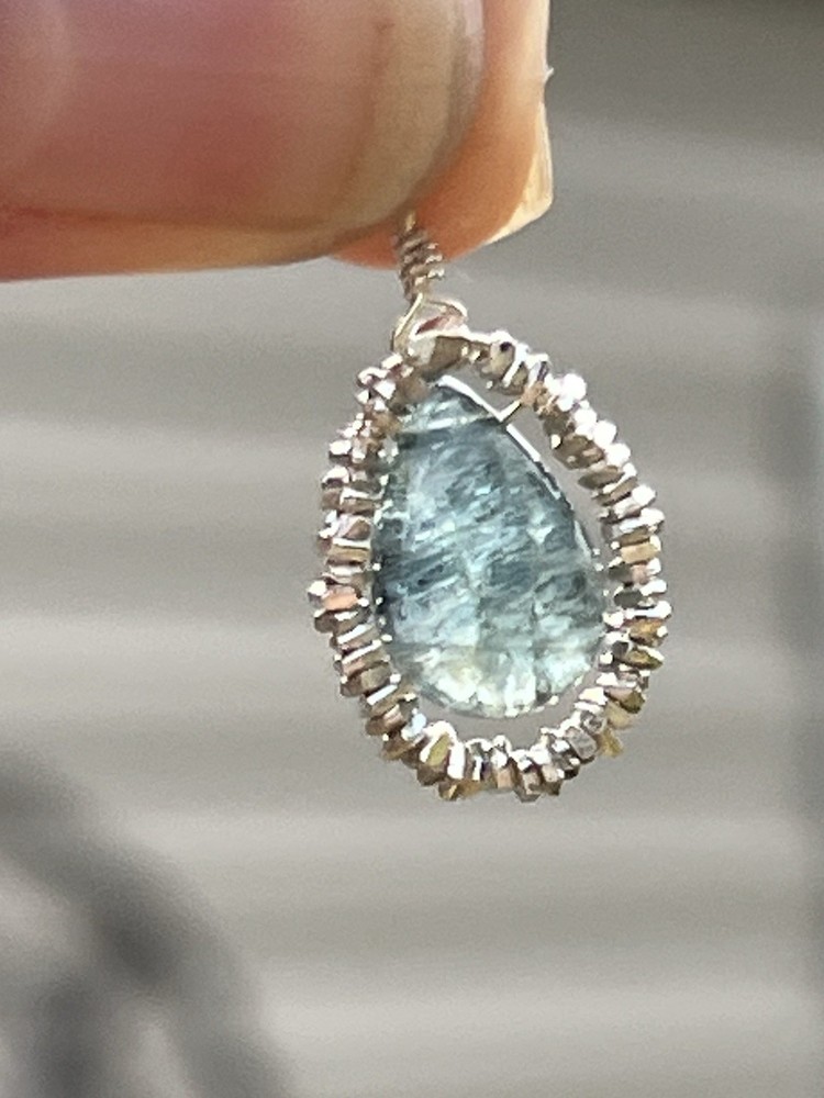 ONE OF A KIND OOAK ARTISAN PRETTY STERLING SILVER LABRADORITE STONE NECKLACE 18”