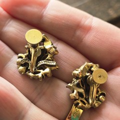 Vtg Set Hollycraft Uranium 1950’s Green Rhinestone Brooch Earrings *Glows UV