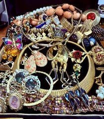 Vintage Estate Costume Jewelry Lot! TRIFARI, NAPIER and more!