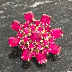 Vintage CZECH Garnet Glass Brooch Sparkling Bohemian rhinestones red Jewelry