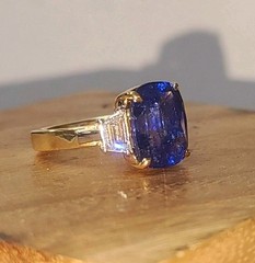 Vintage 18k Platinum Engagement Ring 10.41CT.Natural Cushion Blue Sapphire GIA