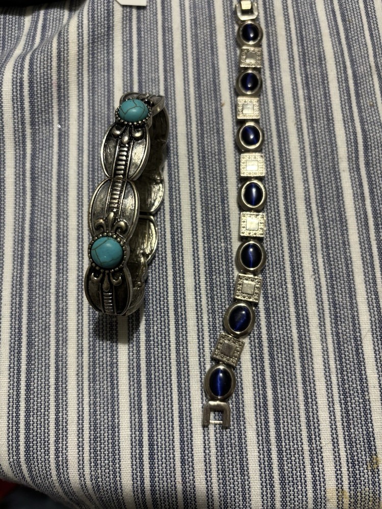 Lot Of 2 VTG Styled Bracelets Turquoise Cuff Blue Cat Eye Link Bracelet Unmarked