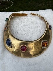 RARE VTG LES BERNARD Gold Tone Faux Gemstone Rhinestones RUNWAY Collar Necklace