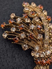 Vintage Warm Topaz Rhinestone Wheat Bundle Brooch Harvest/ Fall/Autumn well made
