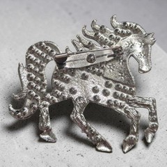 USA Patriotic Horse Brooch Pin, Fourth of July Jewelry, American Flag Lapel Pin