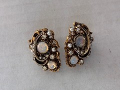Vintage Mode Art Clip On Earrings Rhinestone Moonstone Arthur Pepper New York