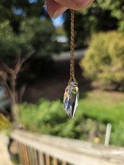 Vintage Cut Crystal Glass Leaf Pendant Necklace Gold Tone Chain