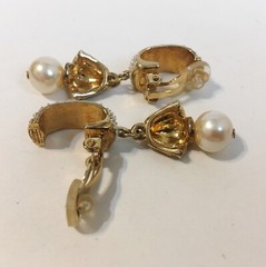 Drop Clip-on Earrings White Faux Pearl Crystal Rhinestones Gold Tone Metal
