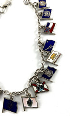 State/Colony Flags Charm Bracelet | 15 Charms | Silver Tone | 7.5″ | NOS