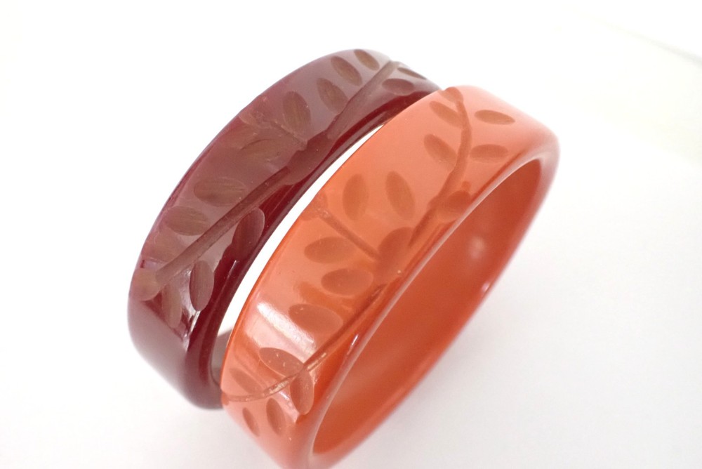 Lot Of 2 Vintage Carved Bakelite Bangles Bracelets Orange & Burgundy / Brown