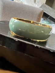 Joan Rivers Gold Tone & Green Metal Enamel Bangle Bracelet 7244