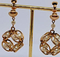 Vintage 1/20 12K GF Chainmail Pearl Screw-back 2 Inch Drop Dangle Earrings