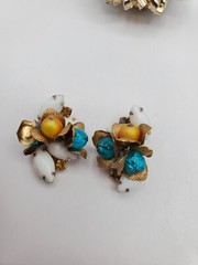 Vintage Jewlery Brooch Earring Set Clip On Gold Blue Beads Women Accessory