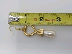 Faux Pearl Teardrop Matte Gold Tone Pierced Earrings Dangle Drop Vintage 2.5 In