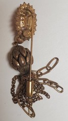 Vintage Hobe faux coral gold tone stick pin