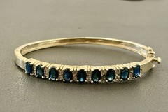 14k Yellow Gold 5.4CTW Sapphire and 0.60CTW Diamond Bangle Bracelet (F263)