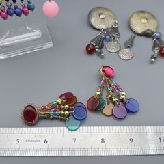 VTG 80s Post Earrings Dangle Metal Tassel Multi Color Acrylic Beads Blue Purple