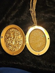 Vintage REVLON HEIRLOOM PERFUME Necklace Pendant Locket