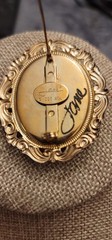 Vintage 1998 Jane Davis “Angels of Love” Madonna & Child Cameo Brooch/Pendant