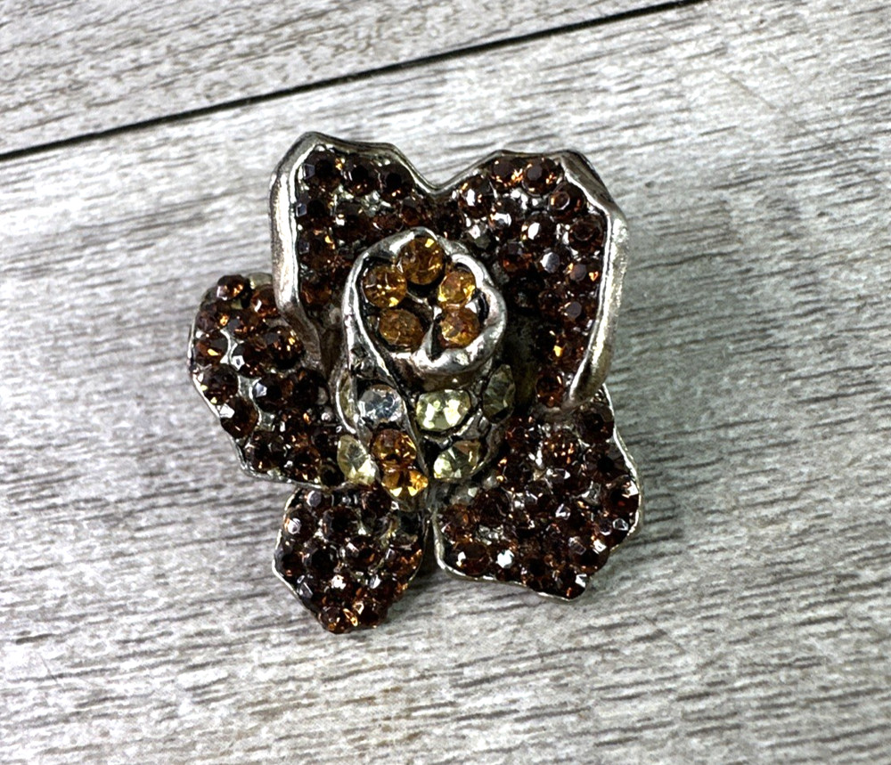 Vintage Unbranded Amber Rhinestone 1″ Flower Pin w/Yellows & Orange