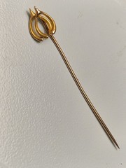 10K – 12K Yellow Gold Double Wishbone Good Luck Antique Stick Pin .72g