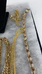 Nice Grouping of Vintage Silver and Gold Toned Necklaces good overall condition