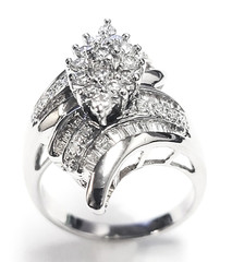 Beautiful 10KT Diamond Cluster Ballerina Cocktail Ring