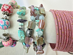 Fun Acrylic fimo texture *25 Bracelets* 1980s 1990s Jewelry Lot rainbow bangles