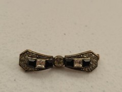 Art Deco Silvertone and Black Enamel Bar Pin 1.5 in