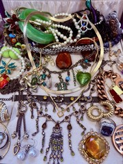 Vintage Estate Costume Jewelry Lot ! CINER , MONET and more!