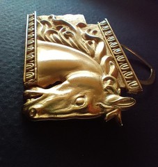 JJ Gold Tone Horse Scarf CLIP 2 1/2” x 1 5/8”