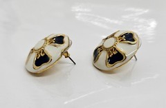 New Old Stock Vintage Revlon Pierced Earrings Blue White Enamel Floral Design 1″