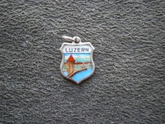 Lucerne Switzerland Vintage 800 Silver Enamel Travel Shield Bracelet Charm 1.1g