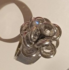 Beautiful Vintage MCM Cocktail Ring 18 k HGE Cut Crystal