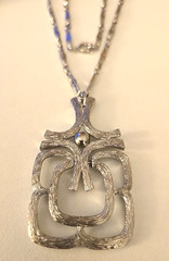 VINTAGE SIGNED AVON SILVERTONE ARTICULATED PENDANT BAR LINK CHAIN NECKLACE 24”