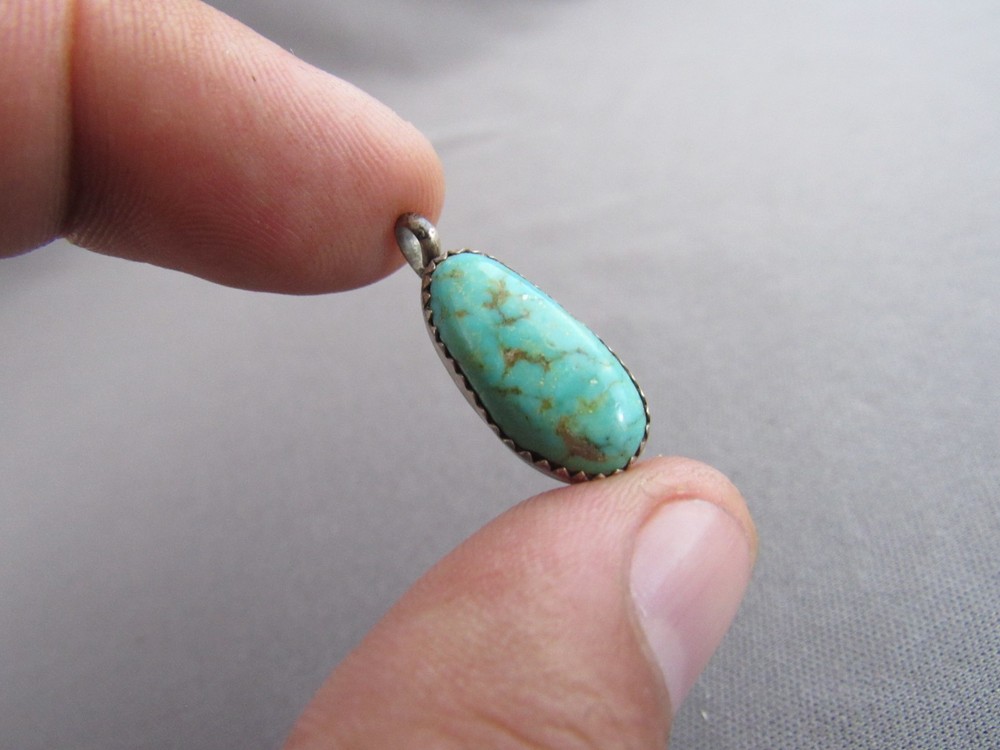 VINTAGE STERLING OLD PAWN CHUNKY TURQUOISE TEAR DROP DANGLE PENDANT