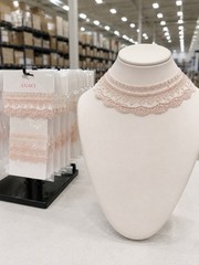Pink Lace Choker Necklace – Elegant Vintage Style