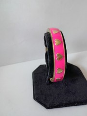 Canvas Goldtone Hinged Bracelet Hot Pink w/ Gold Hearts Enamel 7″ Textured